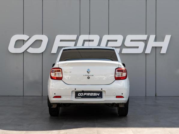 Renault Logan II с пробегом 2015 года, цена 760 000 рублей, 113048 км, седан, Автокод Объявления