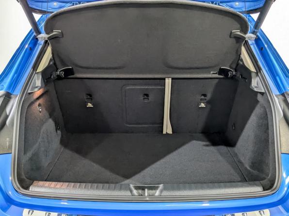 Mercedes-Benz GLA I (X156) с пробегом 2014 года, цена 2 100 000 рублей, 32889 км, внедорожник, Автокод Объявления