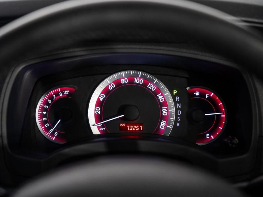Toyota ISis I Рестайлинг Иркутск  - изображение 11