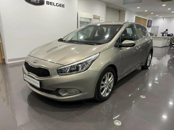 Kia Ceed II с пробегом 2013 года, цена 980 000 рублей, 147880 км, хэтчбек, Автокод Объявления
