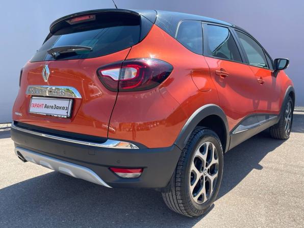 Renault Kaptur I с пробегом 2017 года, цена 1 250 000 рублей, 121128 км, внедорожник, Автокод Объявления