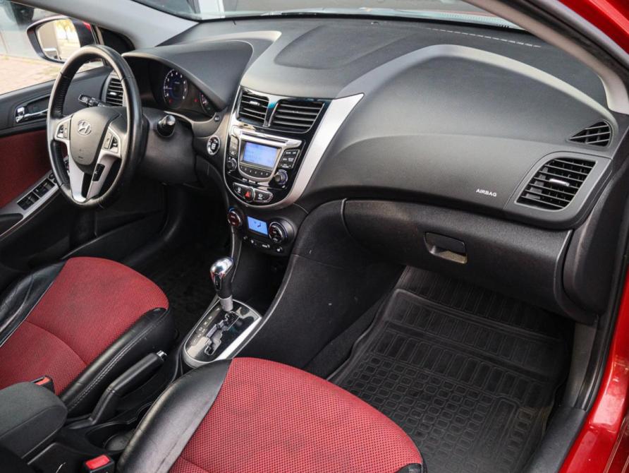 Hyundai Solaris I Москва  - изображение 7