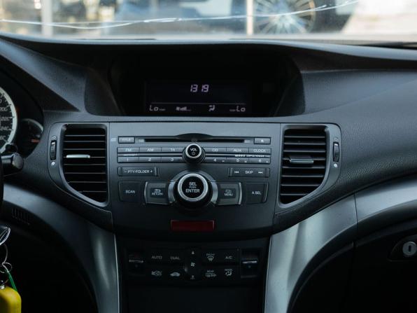 Honda Accord VIII Рестайлинг с пробегом 2012 года, цена 900 000 рублей, 287493 км, седан, Автокод Объявления