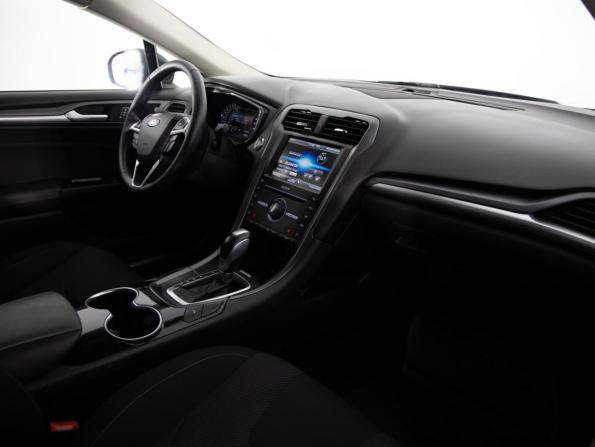 Ford Mondeo V с пробегом 2015 года, цена 1 399 000 рублей, 249000 км, седан, Автокод Объявления