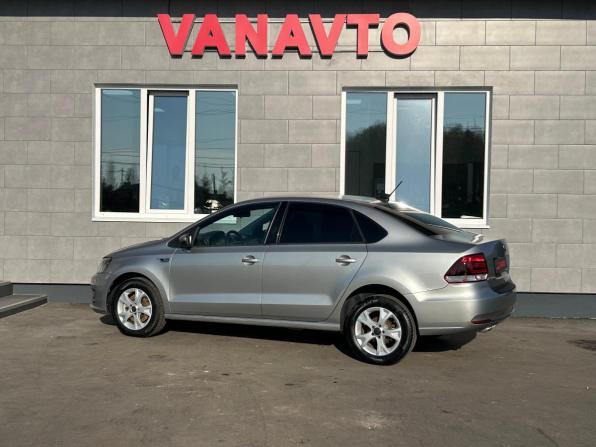 Volkswagen Polo V Рестайлинг с пробегом 2018 года, цена 1 425 000 рублей, 103200 км, седан, Автокод Объявления