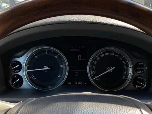 Toyota Land Cruiser 200 Series Рестайлинг 2 с пробегом 2017 года, цена 6 549 000 рублей, 81280 км, внедорожник, Автокод Объявления