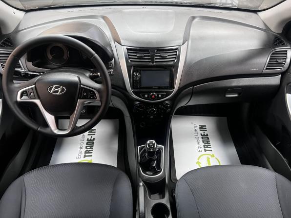 Hyundai Solaris I с пробегом 2011 года, цена 745 000 рублей, 184261 км, седан, Автокод Объявления
