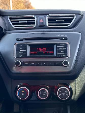 Kia Rio III Рестайлинг с пробегом 2017 года, цена 980 000 рублей, 160773 км, седан, Автокод Объявления