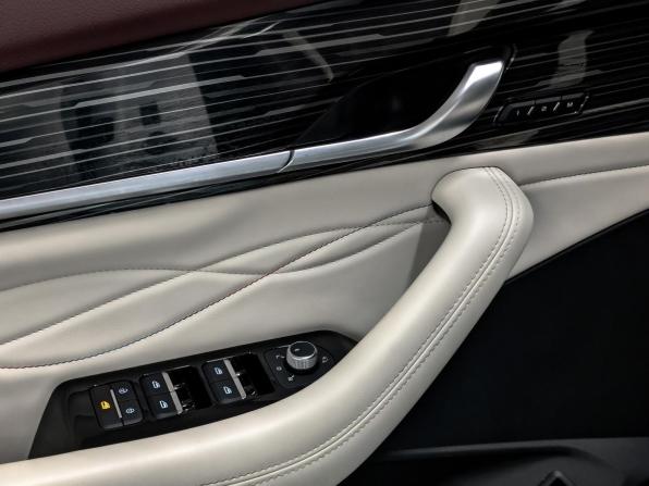 Geely Monjaro I с пробегом 2023 года, цена 3 380 000 рублей, 55840 км, внедорожник, Автокод Объявления
