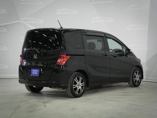 Honda Freed I Рестайлинг с пробегом 2011 года, цена 1 155 000 рублей, 139000 км, компактвэн, Автокод Объявления