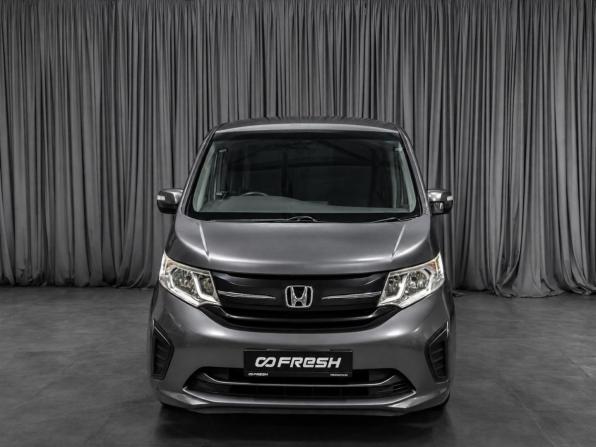 Honda Stepwgn V с пробегом 2015 года, цена 1 479 000 рублей, 160202 км, минивэн, Автокод Объявления