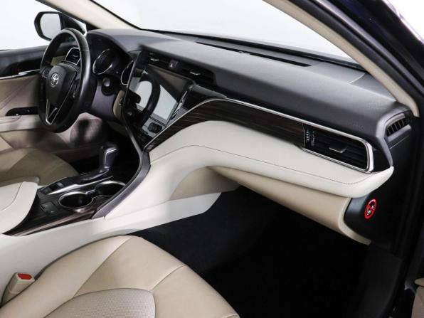 Toyota Camry VIII (XV70) с пробегом 2018 года, цена 2 350 000 рублей, 93730 км, седан, Автокод Объявления