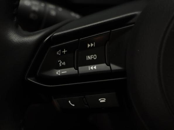 Mazda CX-4 I Рестайлинг с пробегом 2023 года, цена 2 790 000 рублей, 31799 км, внедорожник, Автокод Объявления