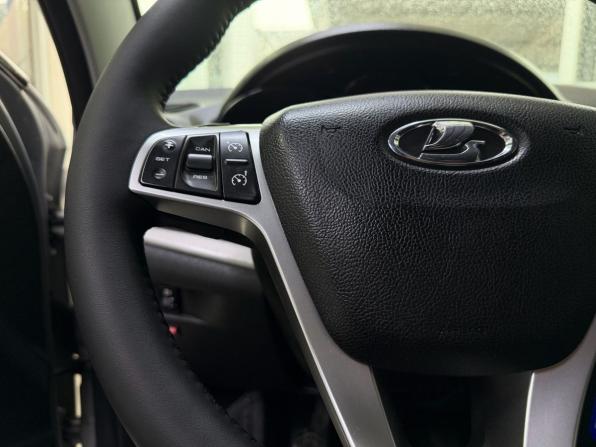 Lada (ВАЗ) Vesta I с пробегом 2018 года, цена 880 000 рублей, 194200 км, седан, Автокод Объявления