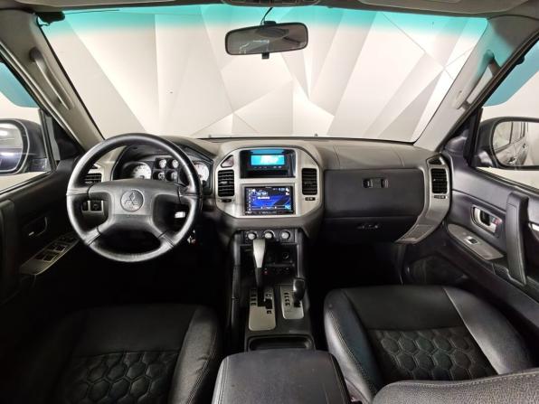 Mitsubishi Pajero III Рестайлинг с пробегом 2005 года, цена 847 000 рублей, 308784 км, внедорожник, Автокод Объявления