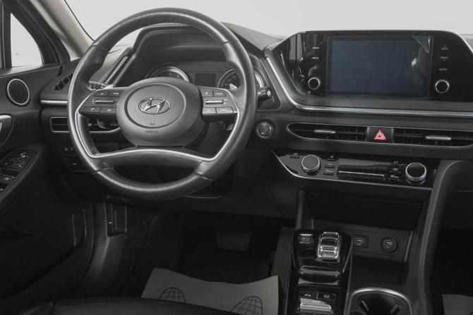 Hyundai Sonata VIII (DN8) с пробегом 2021 года, цена 2 099 000 рублей, 132000 км, седан, Автокод Объявления