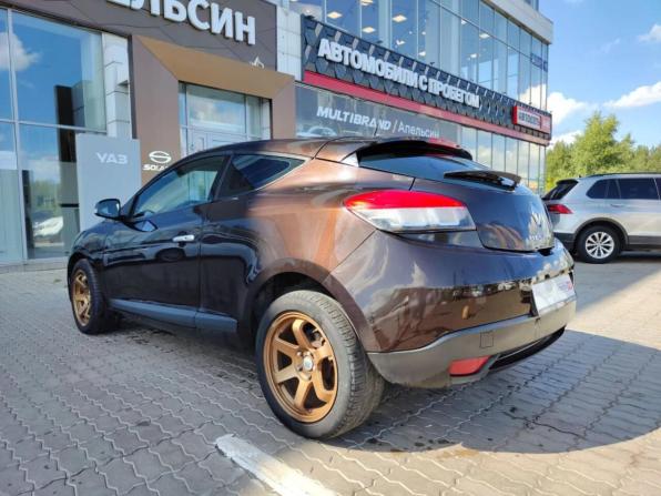 Renault Megane III с пробегом 2011 года, цена 668 100 рублей, 171174 км, хэтчбек, Автокод Объявления