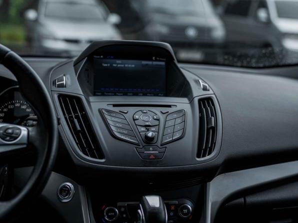 Ford Kuga II Рестайлинг с пробегом 2016 года, цена 840 000 рублей, 149738 км, внедорожник, Автокод Объявления