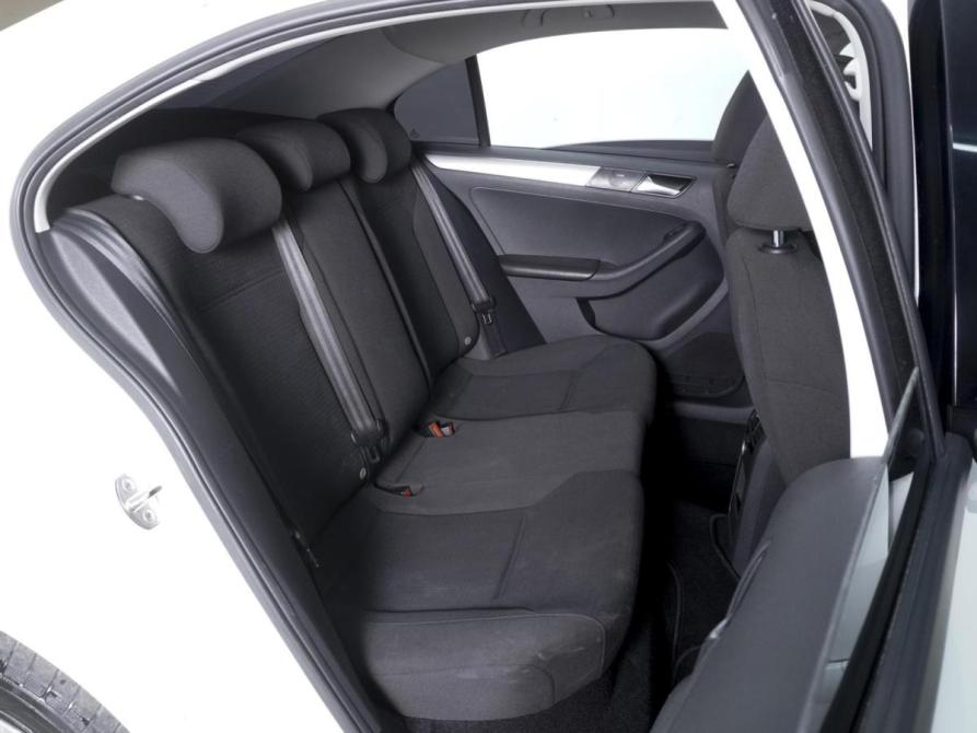 Volkswagen Jetta VI Рестайлинг Ростов-на-Дону  - изображение 7
