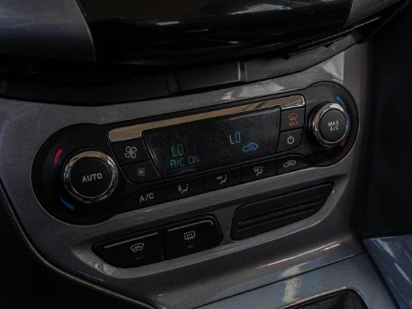 Ford Focus III с пробегом 2013 года, цена 855 000 рублей, 214177 км, универсал, Автокод Объявления