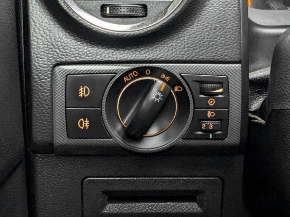Opel Antara I Рестайлинг с пробегом 2013 года, цена 1 199 500 рублей, 257000 км, внедорожник, Автокод Объявления