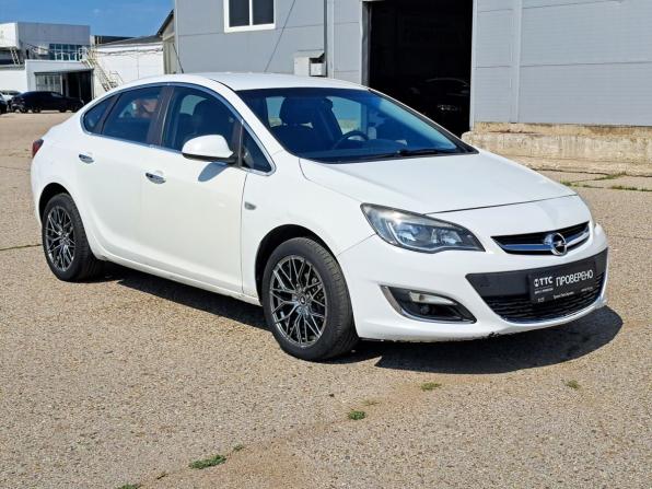 Opel Astra J Рестайлинг с пробегом 2013 года, цена 610 000 рублей, 241990 км, седан, Автокод Объявления