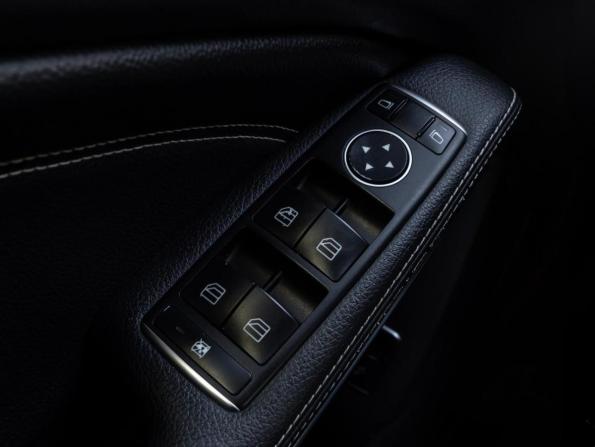 Mercedes-Benz GLA I (X156) Рестайлинг с пробегом 2019 года, цена 2 019 700 рублей, 184505 км, внедорожник, Автокод Объявления