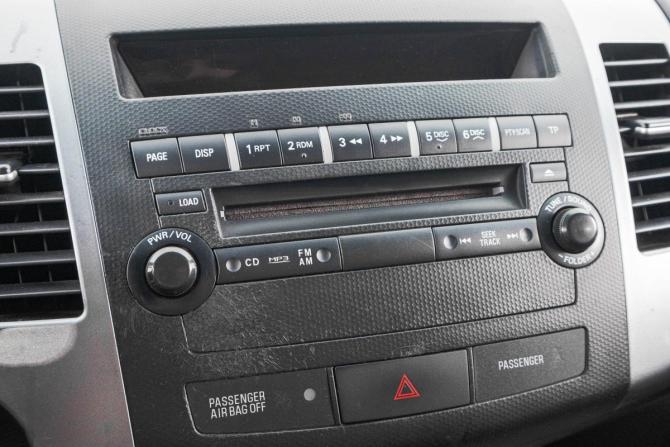 Mitsubishi Outlander II с пробегом 2007 года, цена 1 099 000 рублей, 219000 км, внедорожник, Автокод Объявления