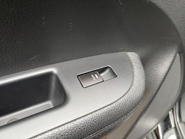 Kia Sorento II Рестайлинг с пробегом 2014 года, цена 1 315 000 рублей, 240720 км, внедорожник, Автокод Объявления