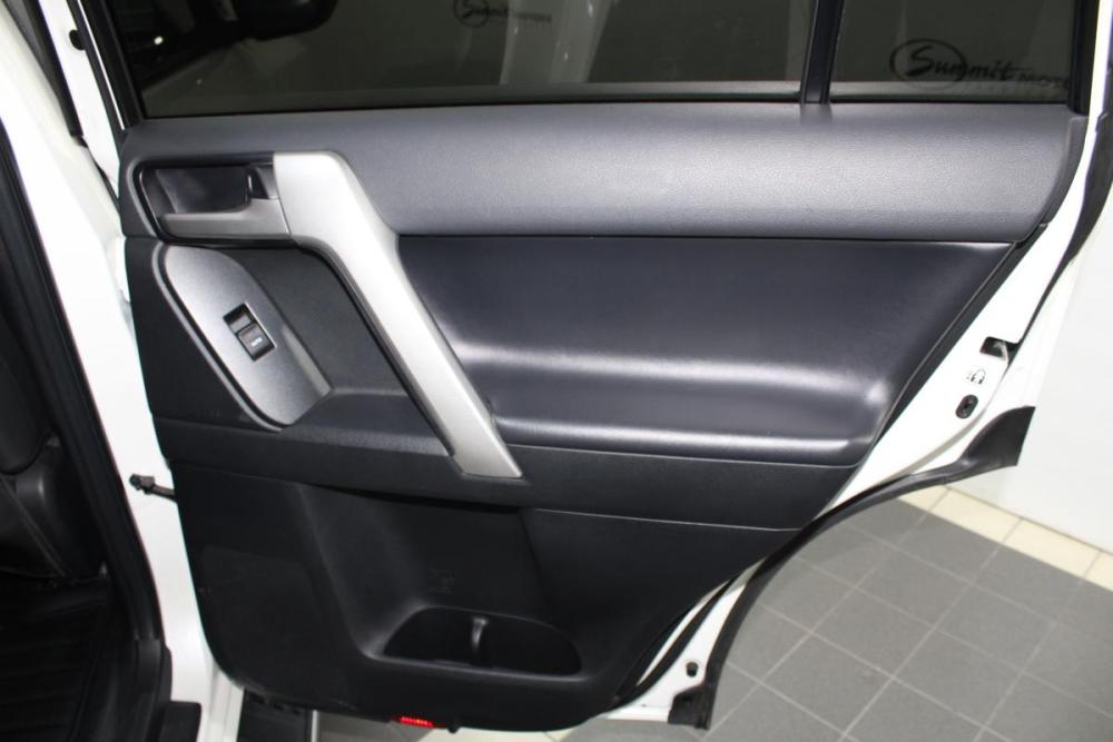 Toyota Land Cruiser Prado 150 Series Рестайлинг 2 Владивосток  - изображение 11