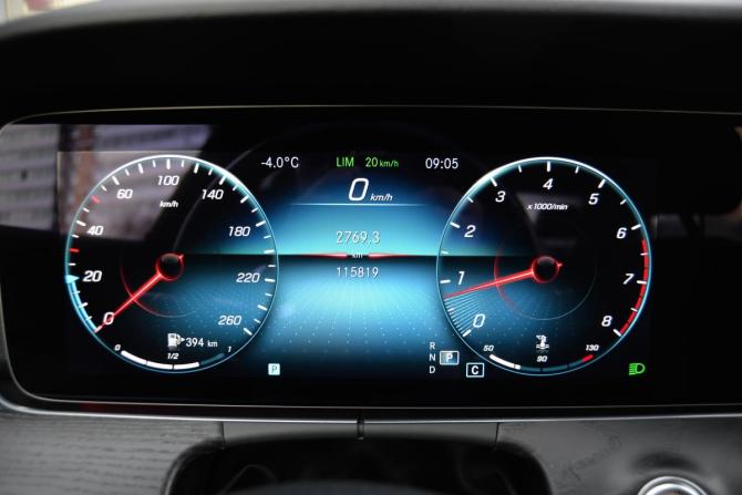 Mercedes-Benz E-Класс V (W213 S213 C238) Рестайлинг с пробегом 2021 года, цена 4 150 000 рублей, 115000 км, седан, Автокод Объявления