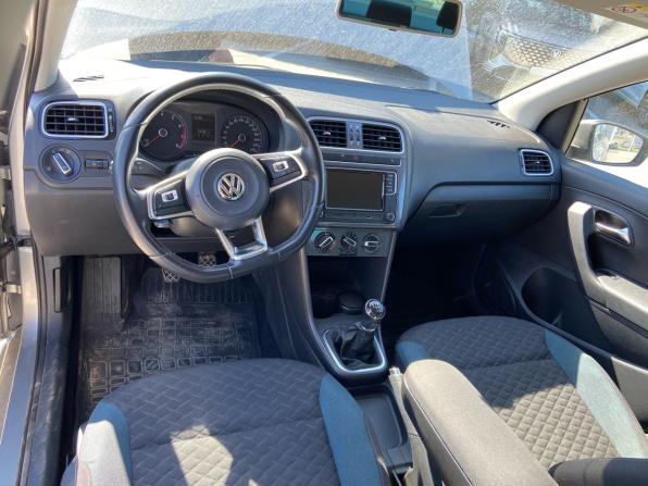 Volkswagen Polo V Рестайлинг с пробегом 2019 года, цена 1 325 000 рублей, 134361 км, седан, Автокод Объявления