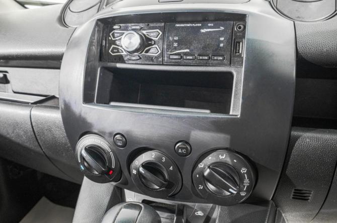 Mazda Demio III (DE) с пробегом 2007 года, цена 599 000 рублей, 208000 км, хэтчбек, Автокод Объявления