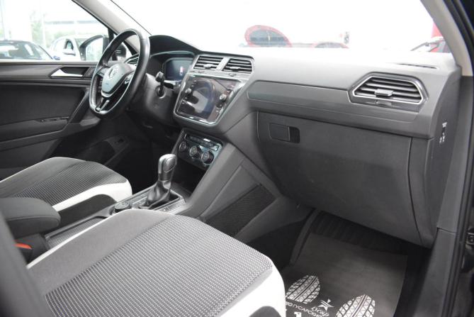 Volkswagen Tiguan II с пробегом 2019 года, цена 2 599 000 рублей, 155000 км, внедорожник, Автокод Объявления