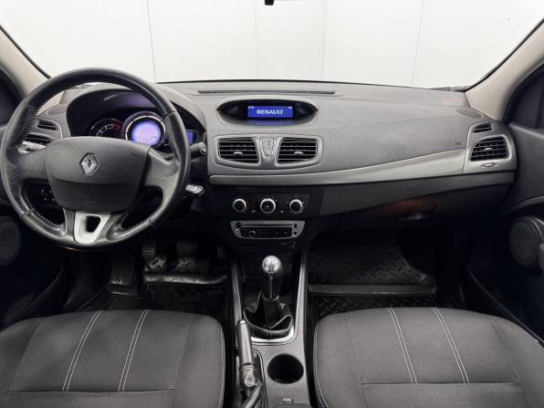 Renault Fluence I с пробегом 2013 года, цена 677 000 рублей, 178175 км, седан, Автокод Объявления