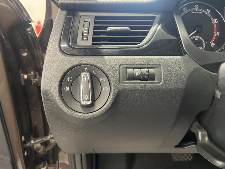 Skoda Rapid I Рестайлинг Калуга  - изображение 14
