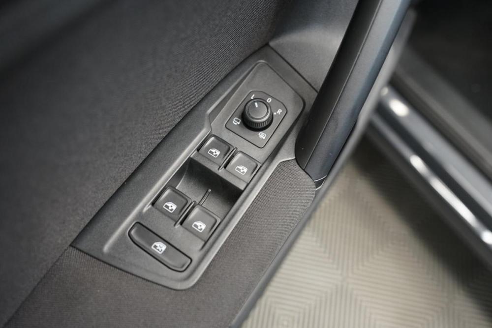 Volkswagen Tiguan II Рестайлинг Крым  - изображение 9