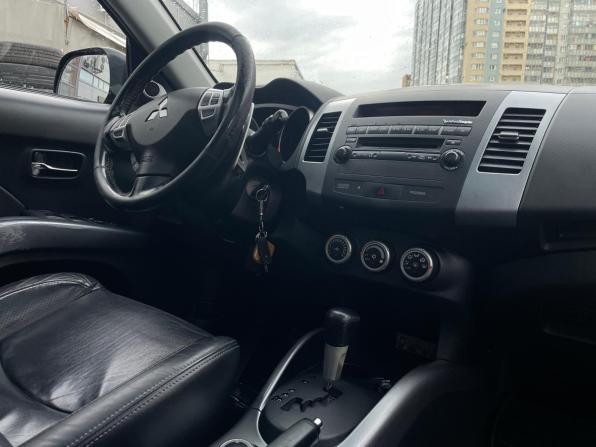 Mitsubishi Outlander II с пробегом 2008 года, цена 899 000 рублей, 203500 км, внедорожник, Автокод Объявления
