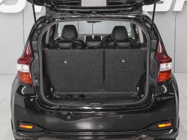 Nissan Note II Рестайлинг с пробегом 2019 года, цена 950 000 рублей, 124335 км, хэтчбек, Автокод Объявления