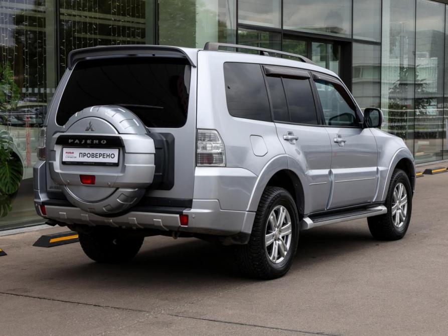 Mitsubishi Pajero IV Рестайлинг 1 Москва  - изображение 6