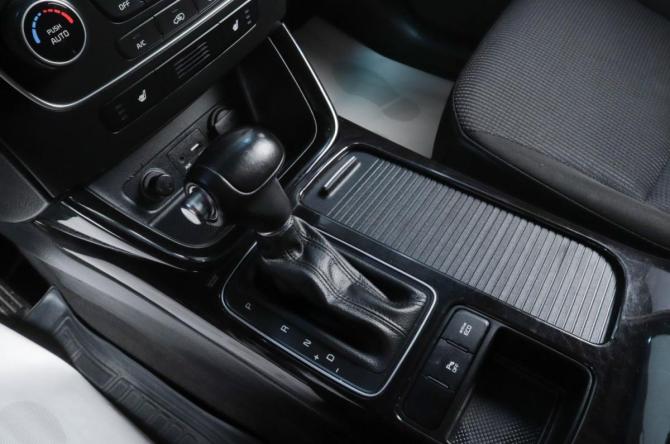 Kia Sorento II Рестайлинг с пробегом 2019 года, цена 2 149 000 рублей, 179102 км, внедорожник, Автокод Объявления