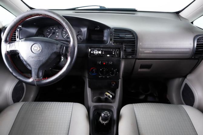 Opel Zafira A Рестайлинг с пробегом 2004 года, цена 699 000 рублей, 283000 км, компактвэн, Автокод Объявления