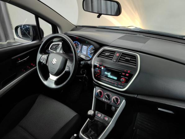 Suzuki SX4 II (S-Cross) с пробегом 2014 года, цена 1 355 000 рублей, 107336 км, хэтчбек, Автокод Объявления