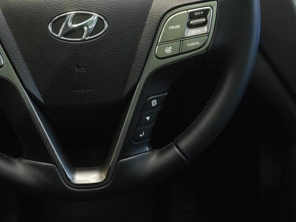 Hyundai Santa Fe III с пробегом 2013 года, цена 1 799 000 рублей, 149000 км, внедорожник, Автокод Объявления