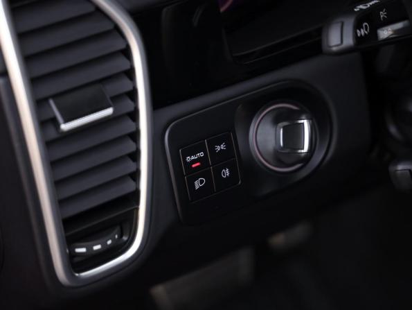 Porsche Cayenne III с пробегом 2022 года, цена 11 799 000 рублей, 30762 км, внедорожник, Автокод Объявления