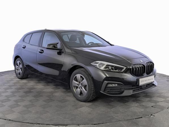 BMW 1 серии III (F40) с пробегом 2021 года, цена 2 450 000 рублей, 119216 км, хэтчбек, Автокод Объявления