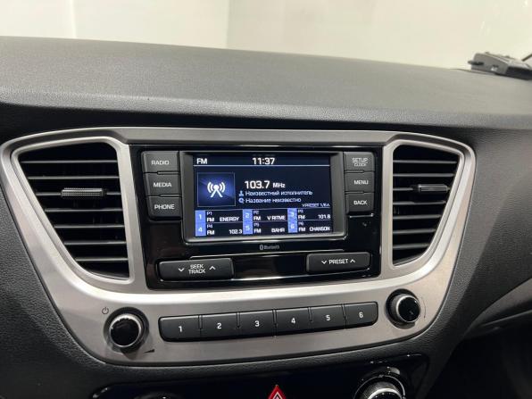 Hyundai Solaris II с пробегом 2019 года, цена 1 179 000 рублей, 145000 км, седан, Автокод Объявления