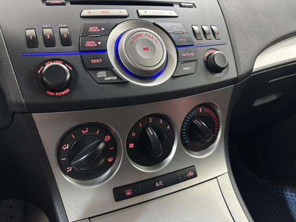 Mazda 3 II (BL) Рестайлинг с пробегом 2011 года, цена 850 000 рублей, 167060 км, седан, Автокод Объявления