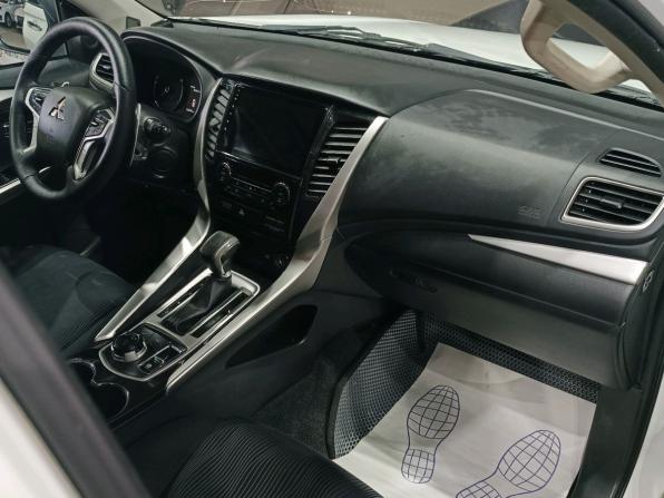 Mitsubishi Pajero Sport III с пробегом 2017 года, цена 2 399 000 рублей, 152500 км, внедорожник, Автокод Объявления