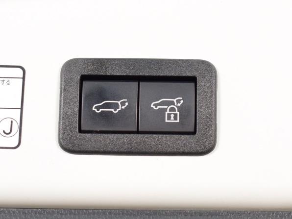 Toyota Corolla Cross I с пробегом 2022 года, цена 2 639 995 рублей, 38270 км, внедорожник, Автокод Объявления